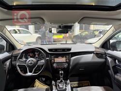 نيسان قاشقاي